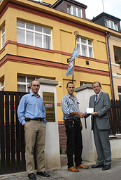 zleva David Hořický, Štěpán Kabeš (vedení D&S Design Prague, s.r.o.), Mgr. Ferdinand Ploner (generální ředitel skupiny Gerin Druck)